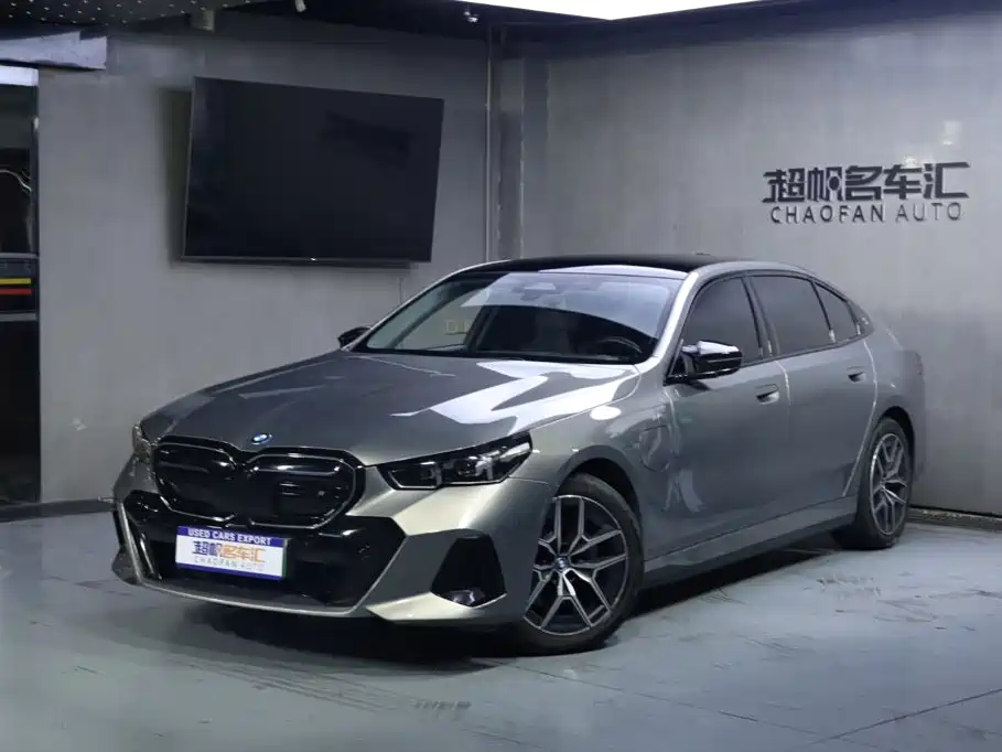 BMW i5