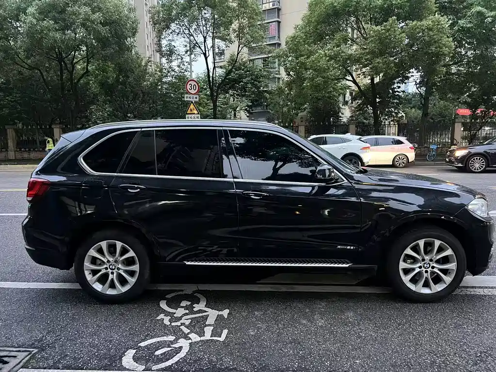 BMW X5 2017 xDrive28i