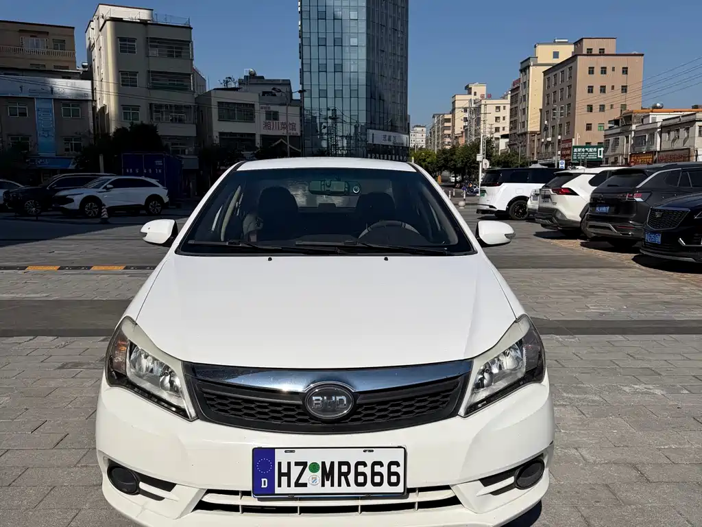 BYD F3