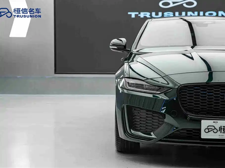 Jaguar XEL 2025 2.0T 250PS R-DYNAMIC 90