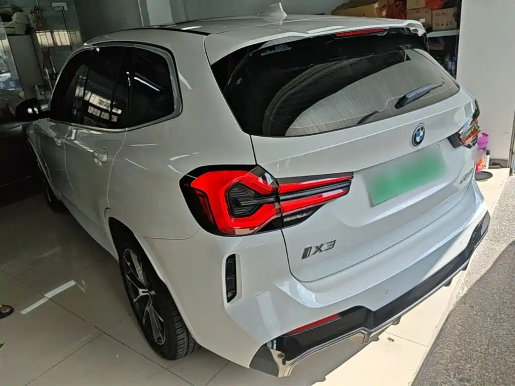 BMW iX3 2022 Lead
