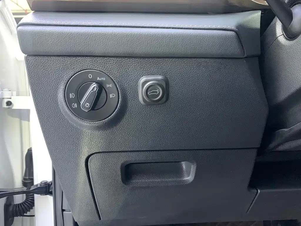 Volkswagen Tharu 2021 280TSI Luxury PLUS