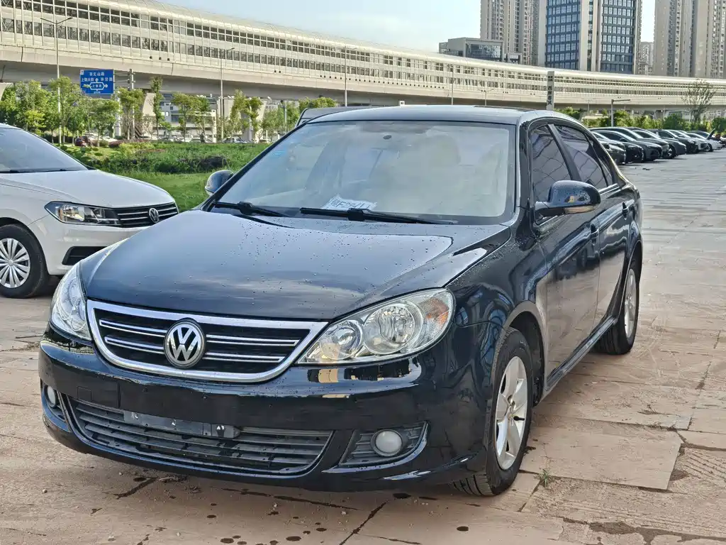 Volkswagen Lavida 2013