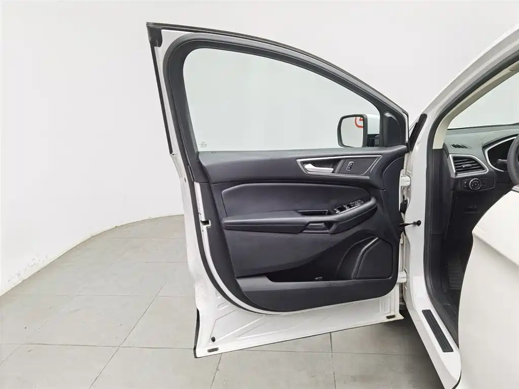 Ford Edge 2017 EcoBoost 245 5 мест