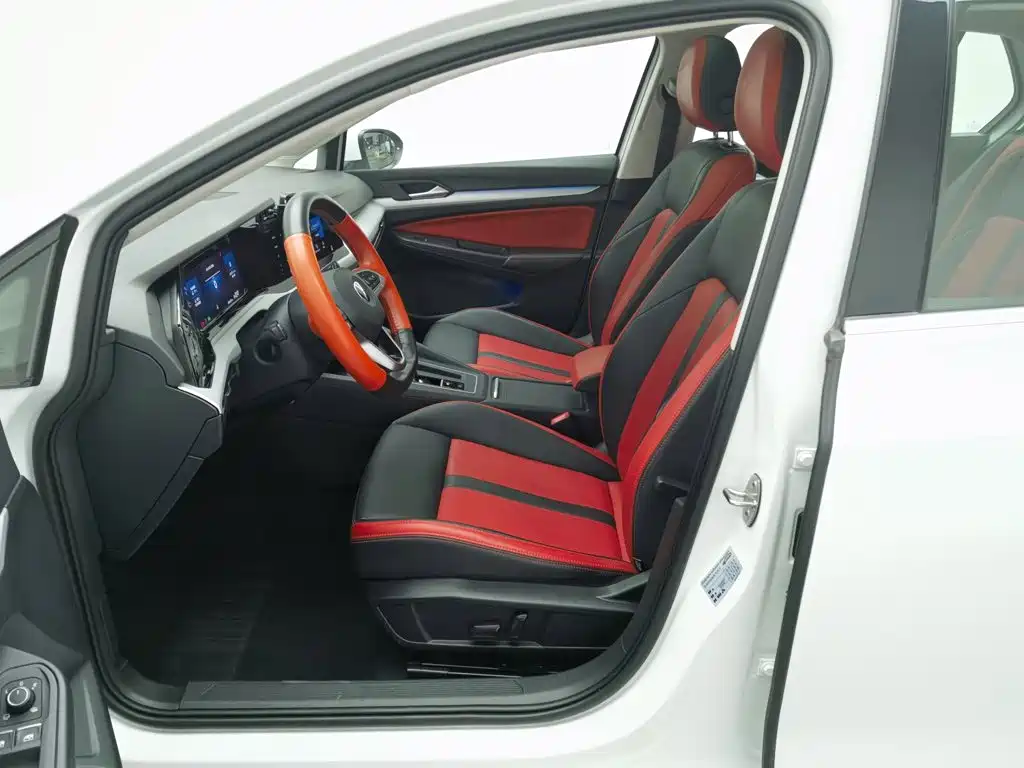 Volkswagen Golf — миниатюра 10