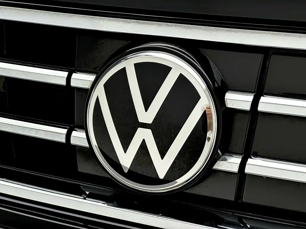 Volkswagen Tiguan L PHEV — миниатюра 26