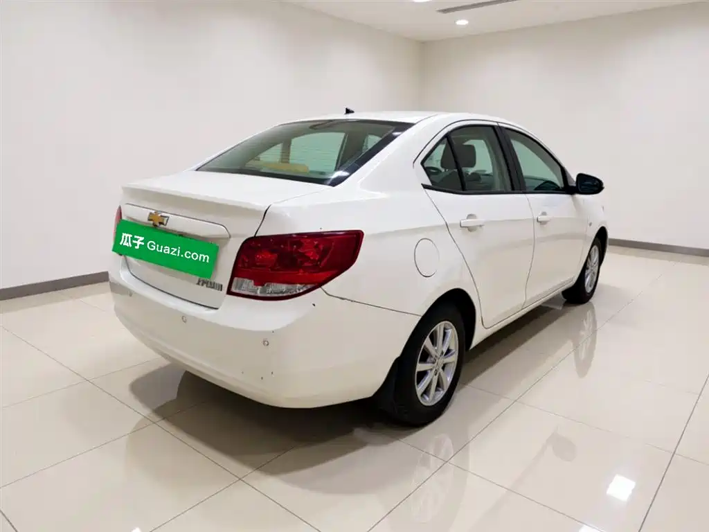 Chevrolet Sail 2015 3 1.5L AMT