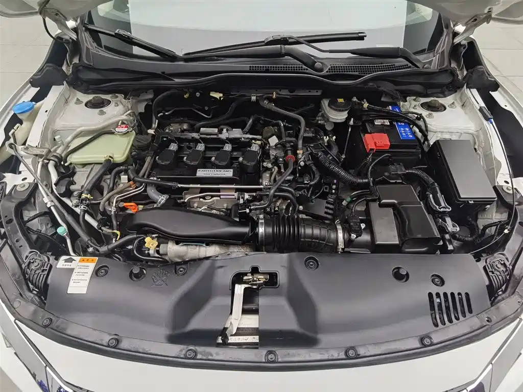 Honda Civic 2016 220TURBO CVT Luxury