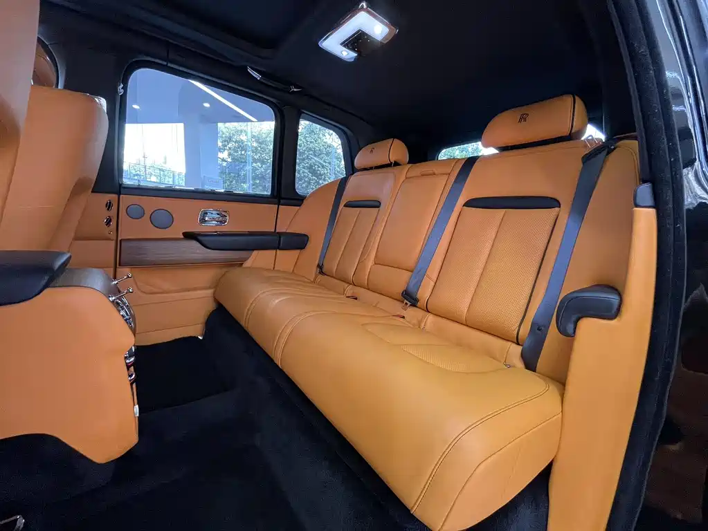 ROLLS-ROYCE CULLINAN