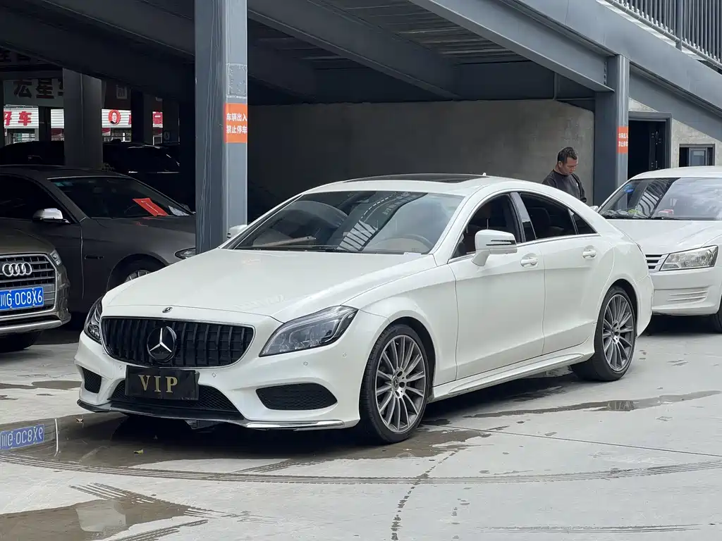 Mercedes-Benz CLS