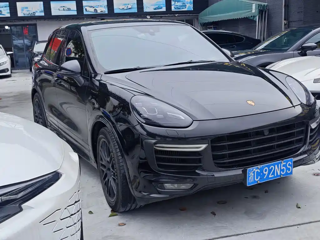 Porsche Cayenne 2016 Cayenne GTS 3.6T