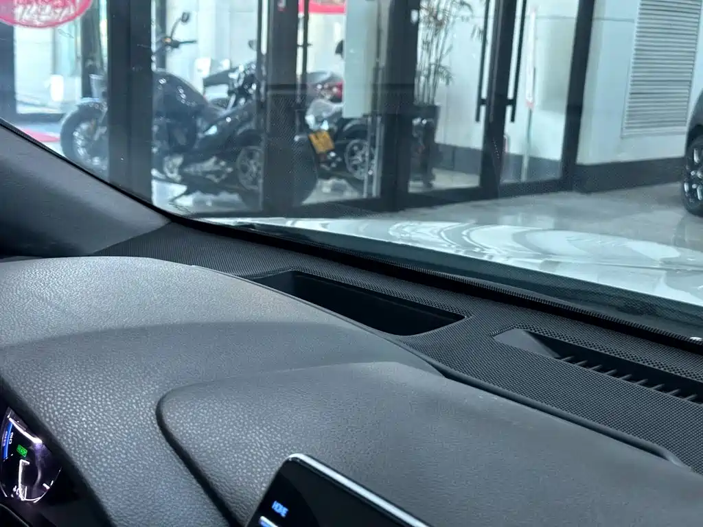 Toyota Avalon — миниатюра 13