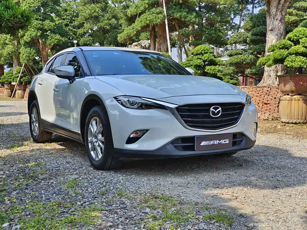 MAZDA CX 4