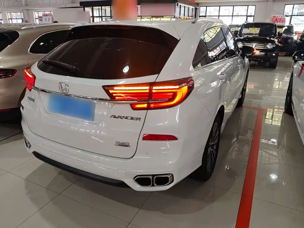 Honda Avancier — миниатюра 7