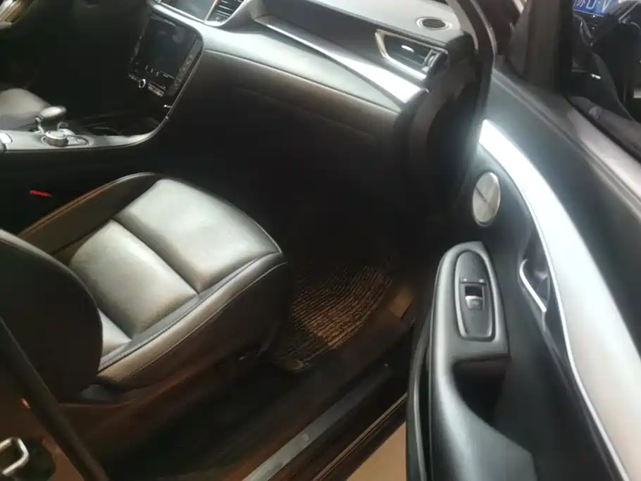 Infiniti QX50 — миниатюра 8
