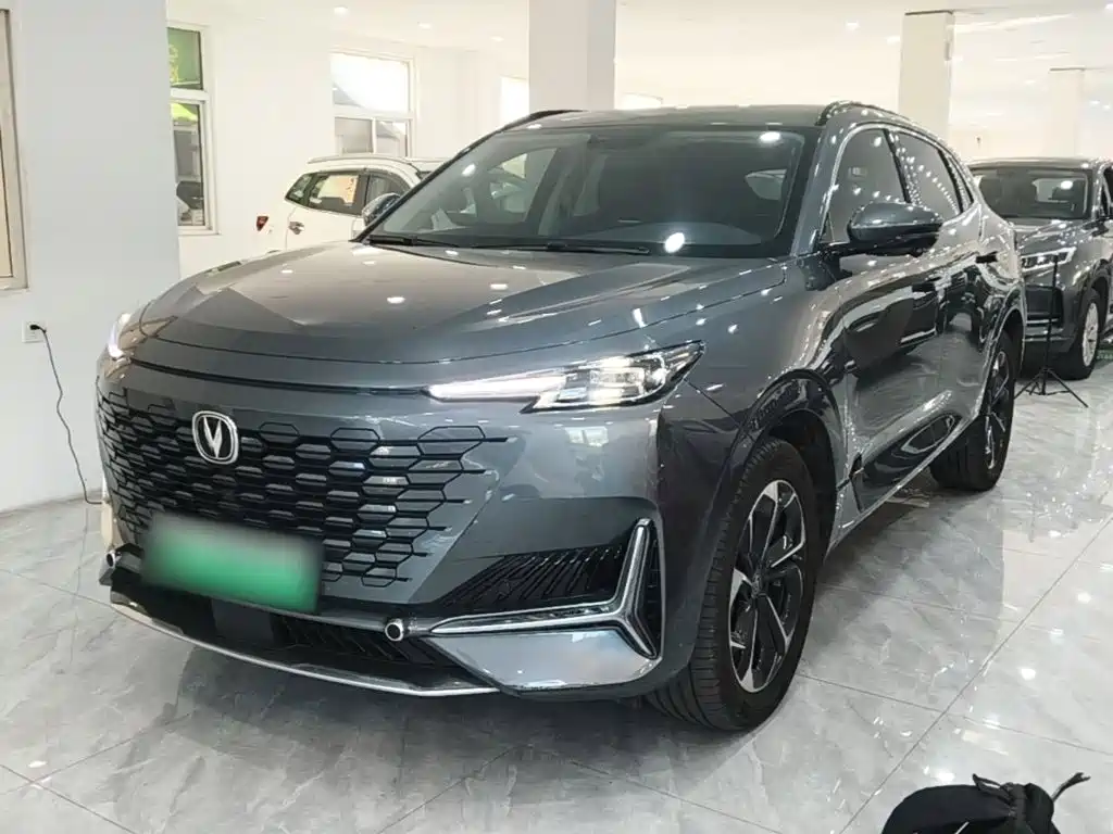 Changan UNI-K iDD — миниатюра 2