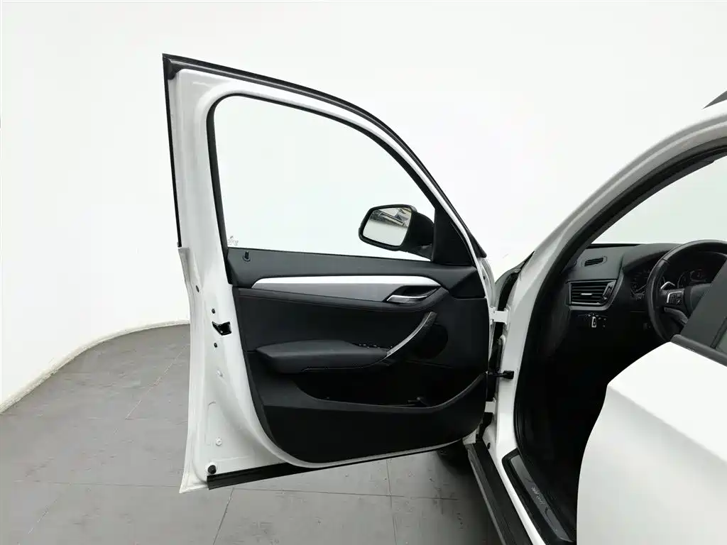 BMW X1 2014 xDrive20i Sport
