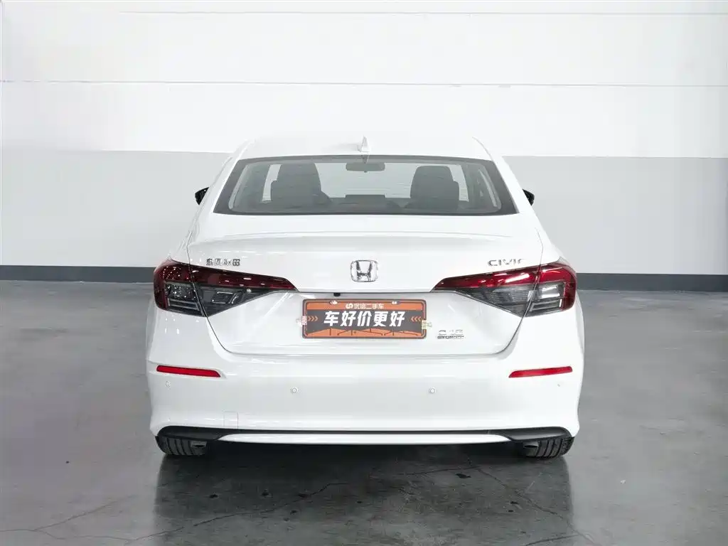 Honda Civic 2025 240TURBO CVT Plus
