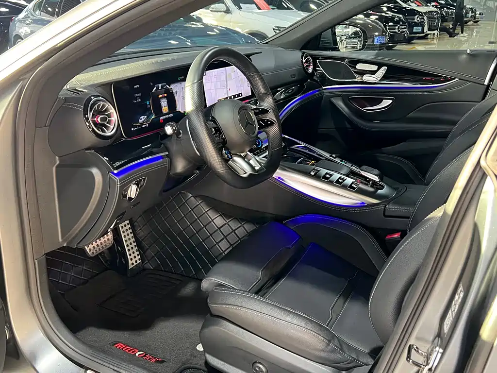 MERCEDES-BENZ AMG GT