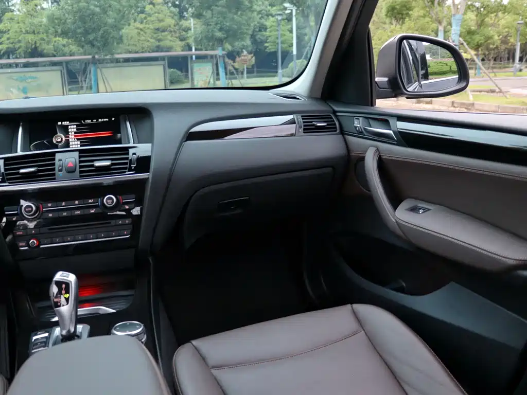 BMW X3 (Import) — миниатюра 21