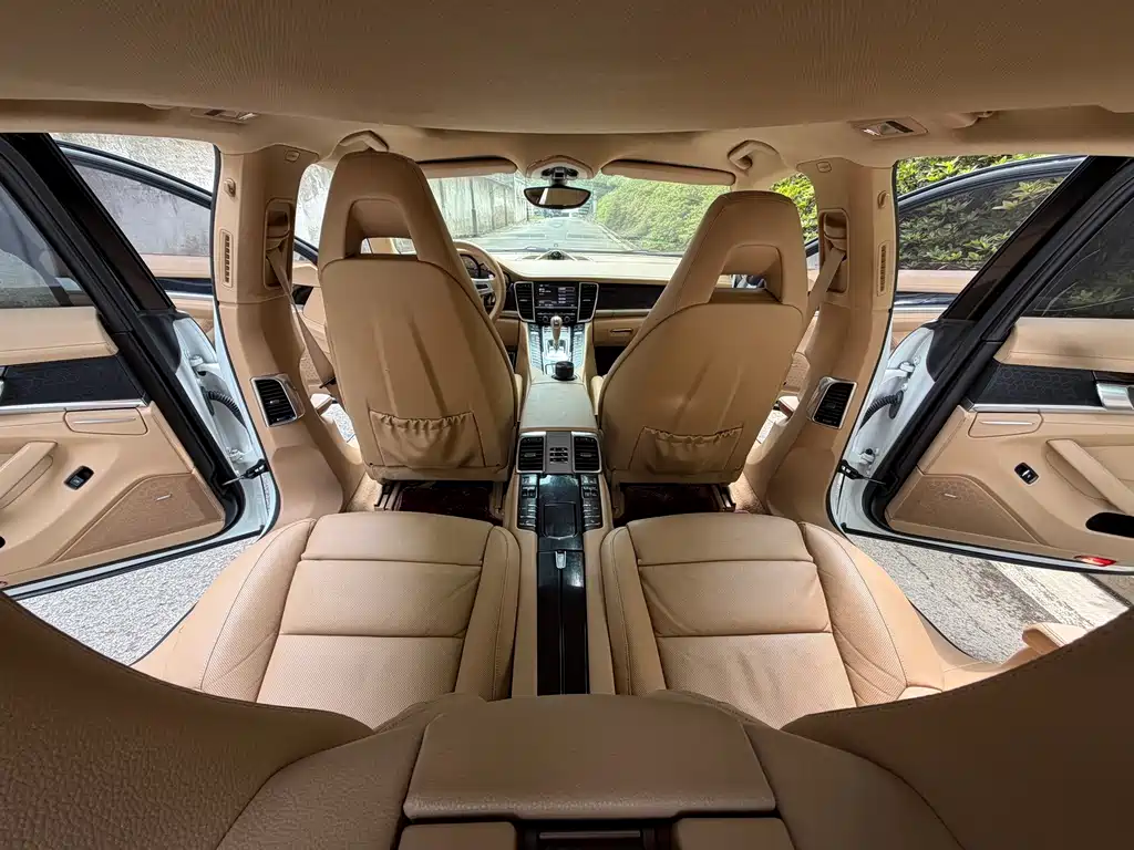 Porsche Panamera — миниатюра 15