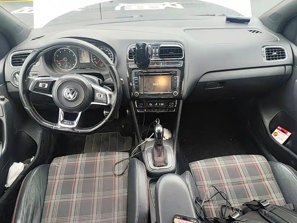 Volkswagen Polo — миниатюра 13