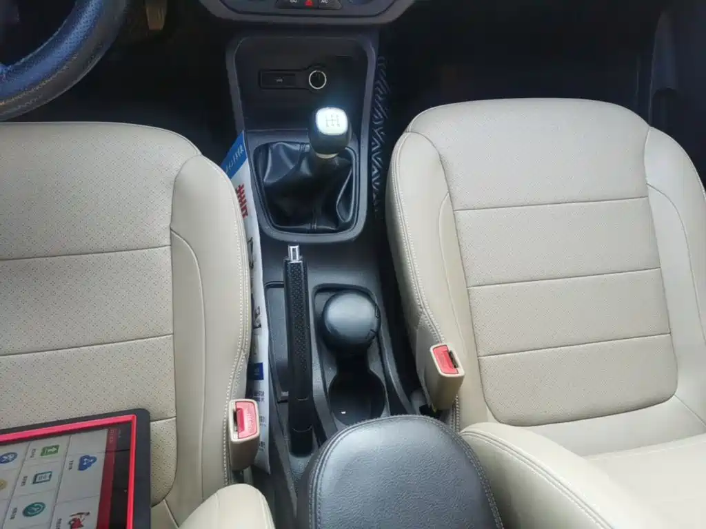 Wuling Hongguang — миниатюра 14