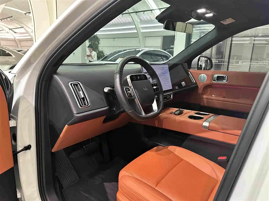 Li Auto L6 2024 Pro