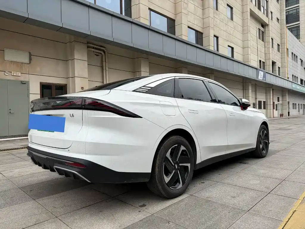 GEELY GALAXY GALAXY L6