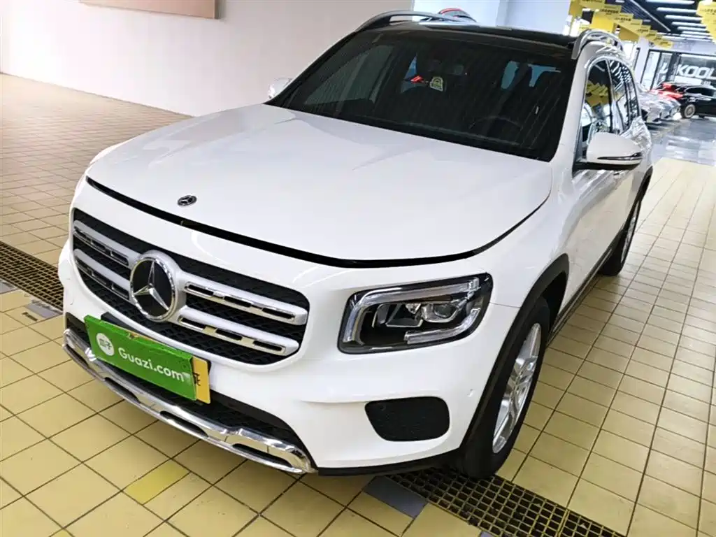 Mercedes-Benz GLB 2021