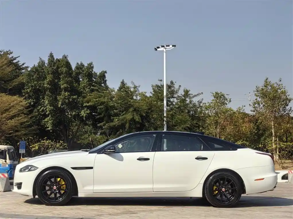 Jaguar XJ 2016 XJL 2.0T Elegant