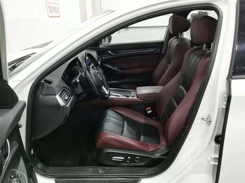 Honda Inspire 2022 260TURBO