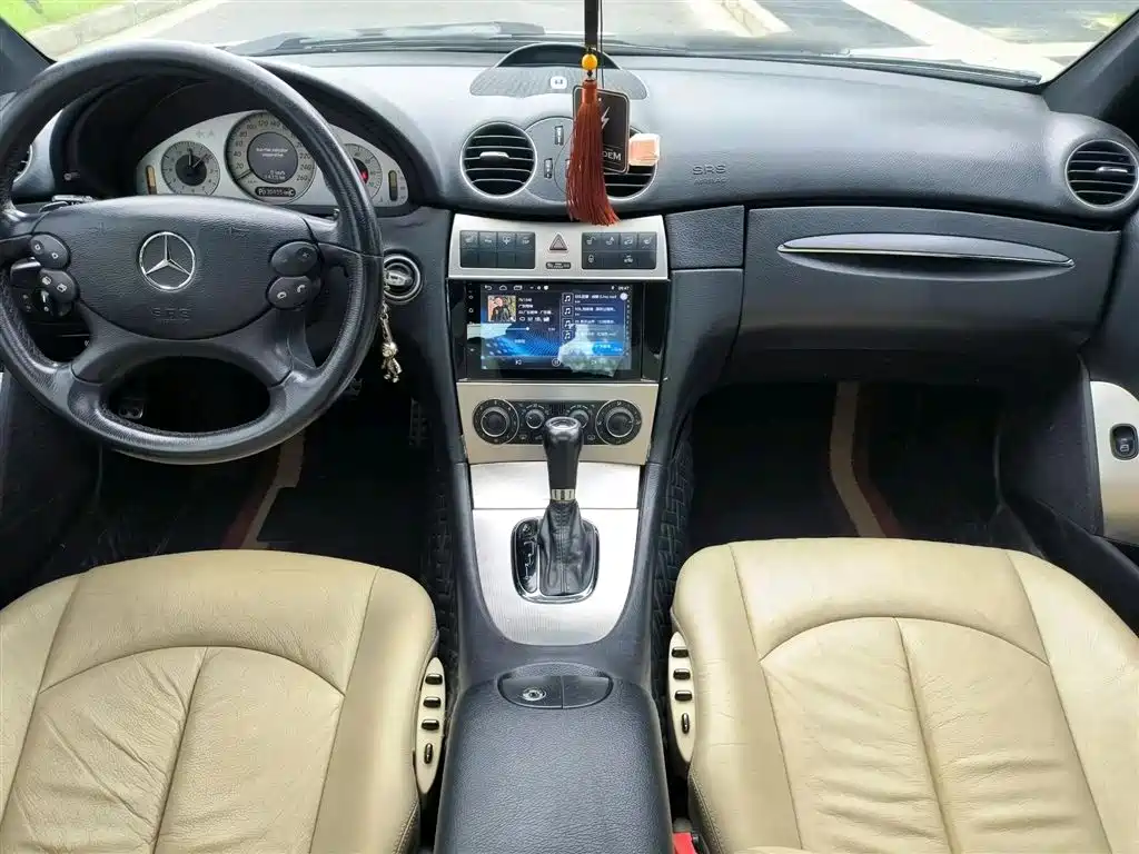 Mercedes-Benz CLK-Class — миниатюра 6