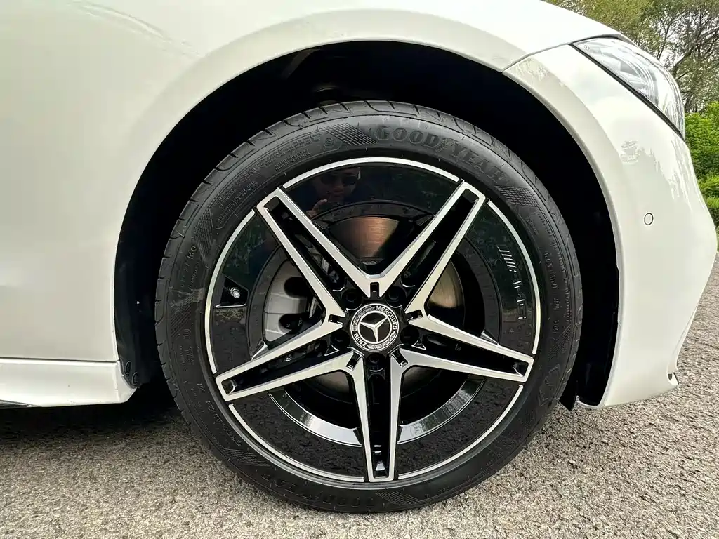 Mercedes-Benz C-Class — миниатюра 9