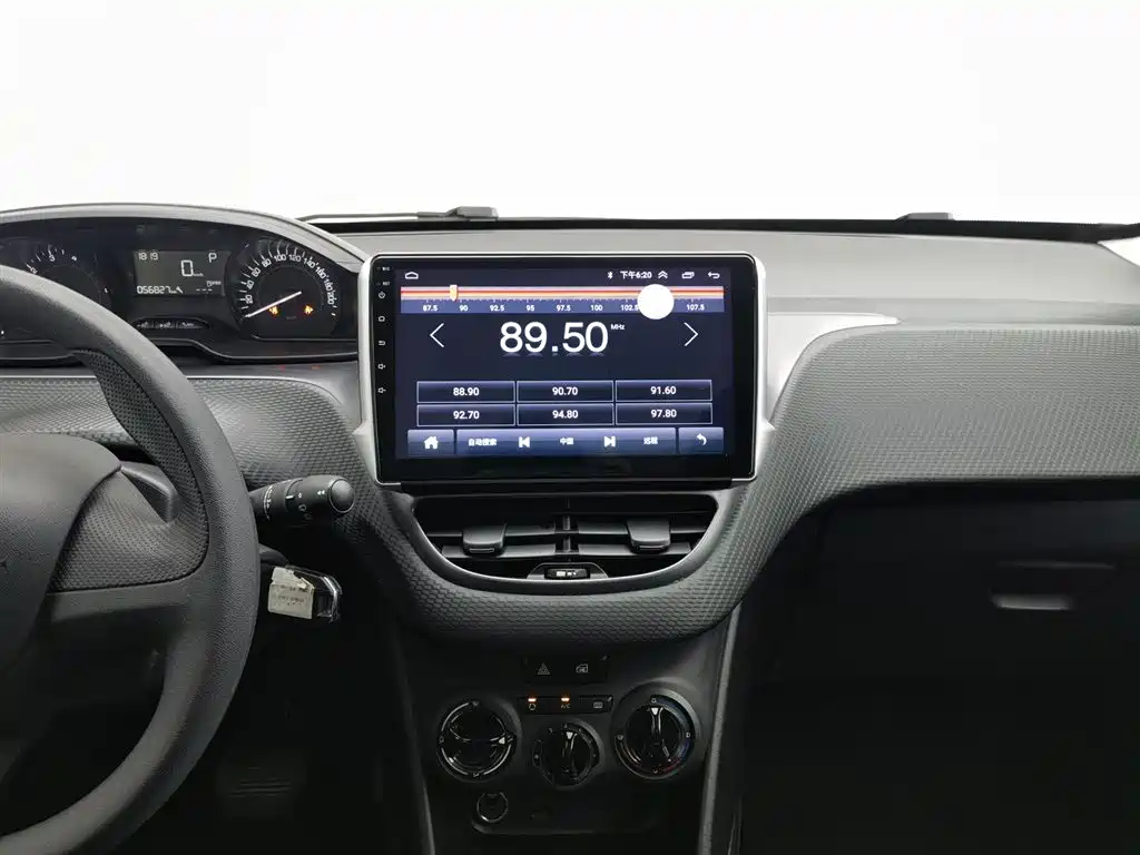 Peugeot 2008 — фотографии объявления, Фото 12