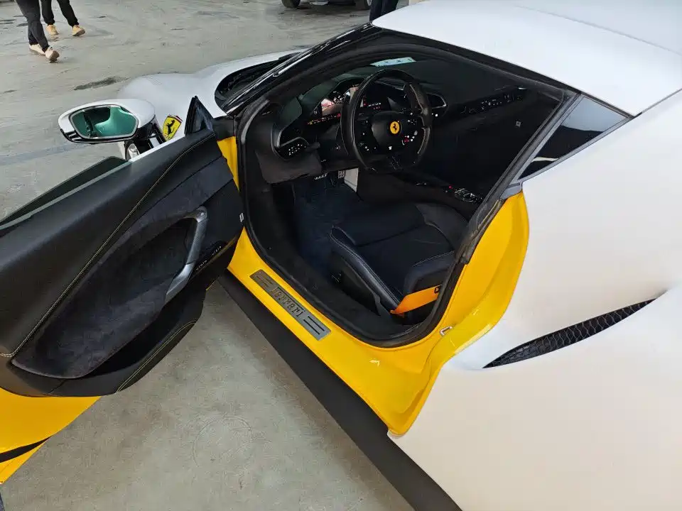 Ferrari 296 2021 3.0T V6 GTB