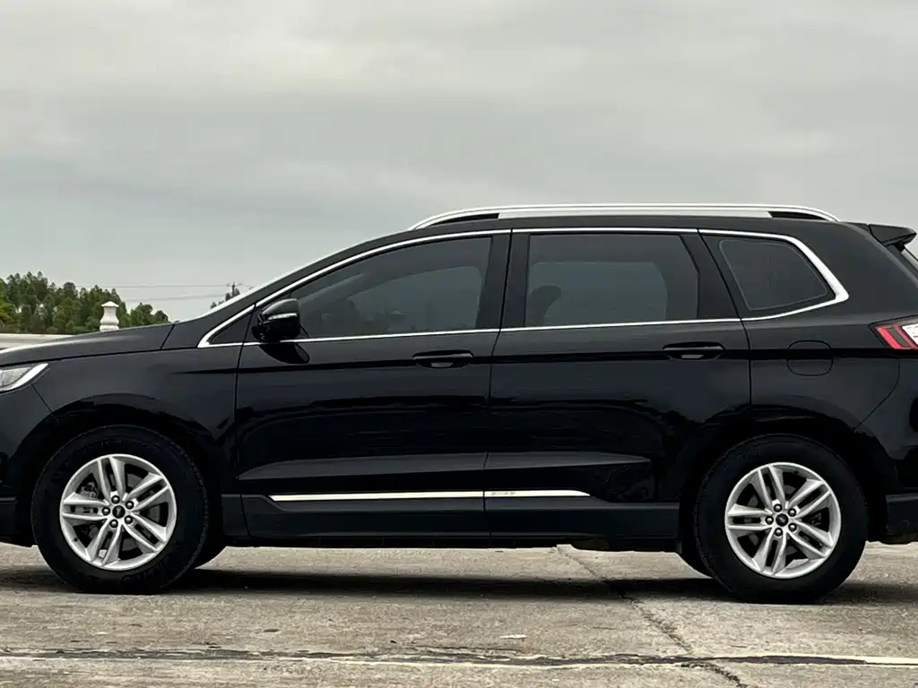 Ford Edge EcoBoost 245 2WD Platinum Sharp Type 5 seats, фото 5