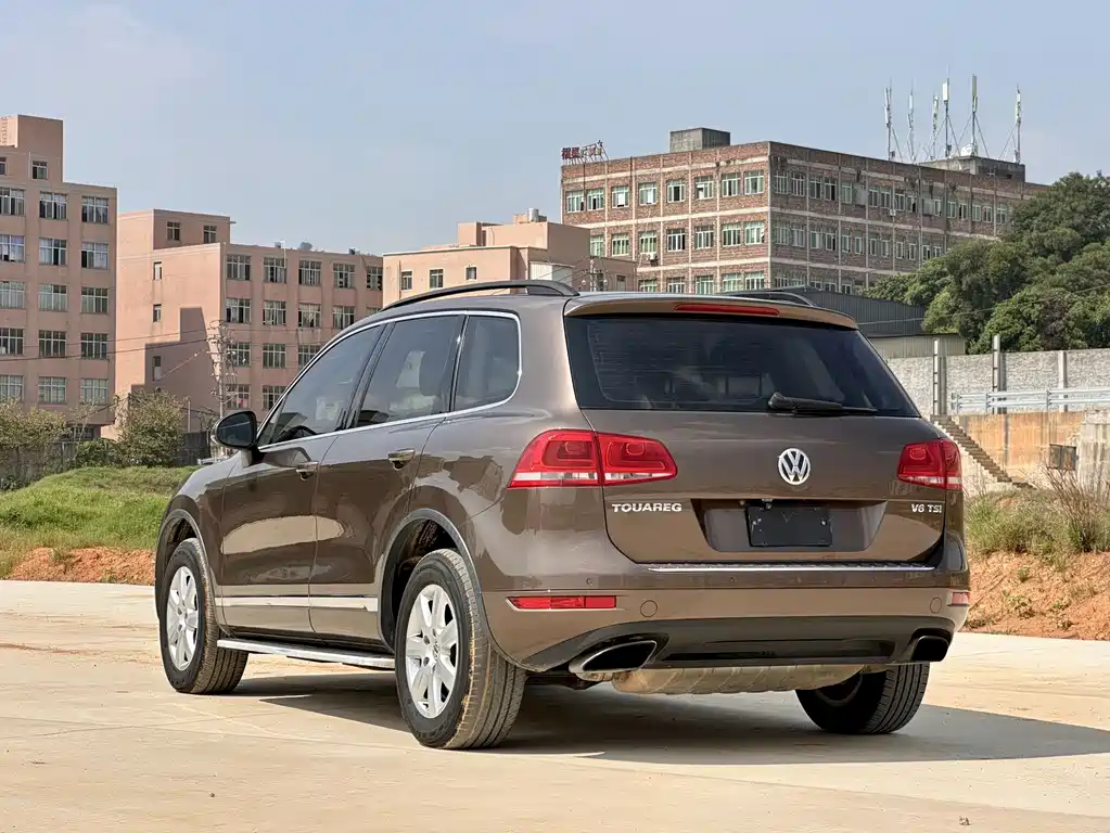 Volkswagen Touareg 2011 3.0TSI