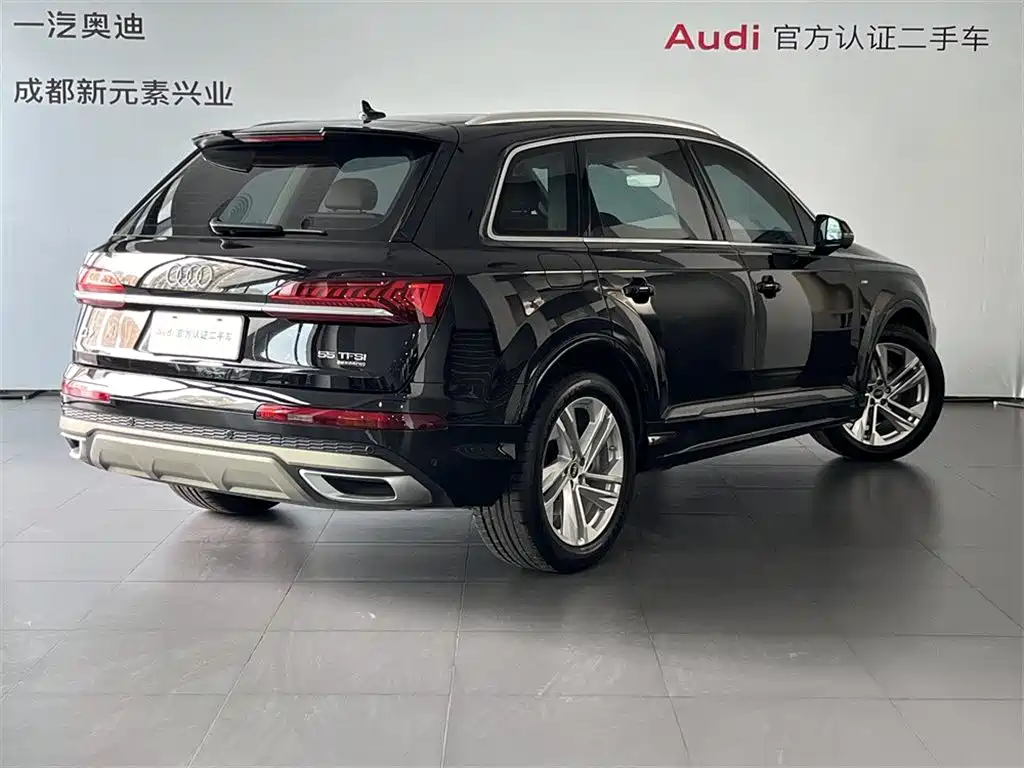 Audi Q7 2021 55 TFSI quattro S line Sport