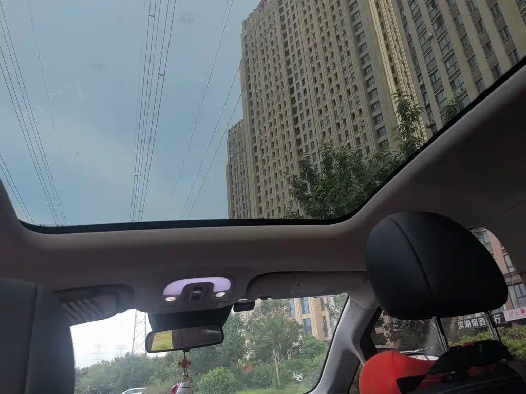 BYD MAX — миниатюра 9