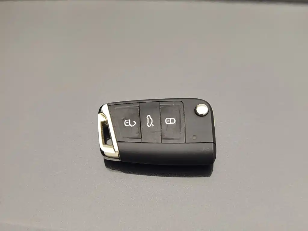 Volkswagen Sagitar — миниатюра 19