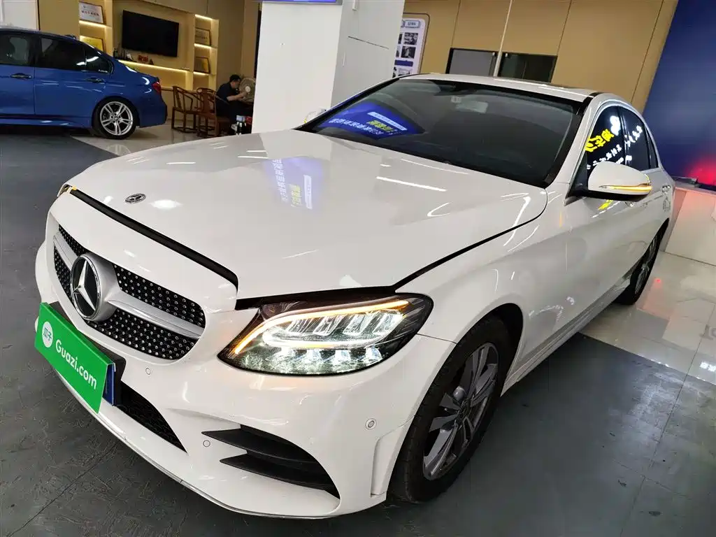Mercedes-Benz C-Class 2020