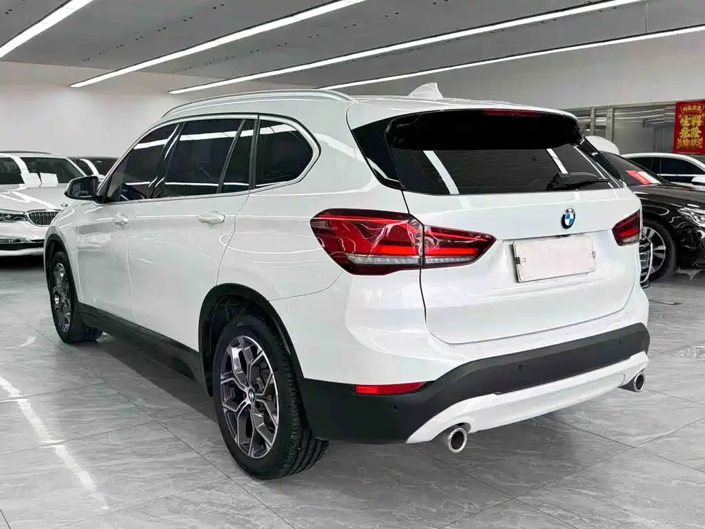 BMW X1 2022 sDrive25Li Lead