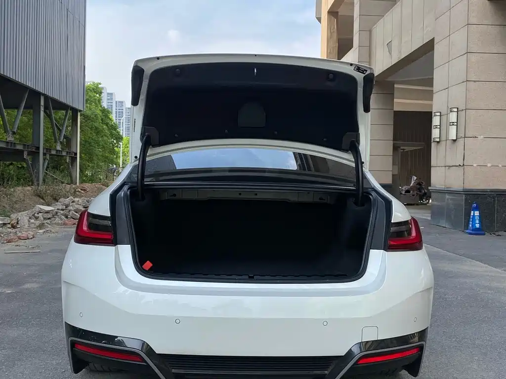 BMW i3 — фотографии объявления, Фото 27