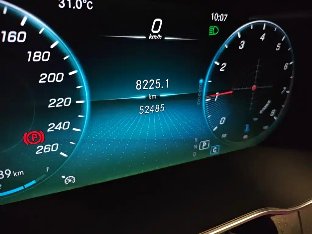 Mercedes-Benz C-Class — миниатюра 13