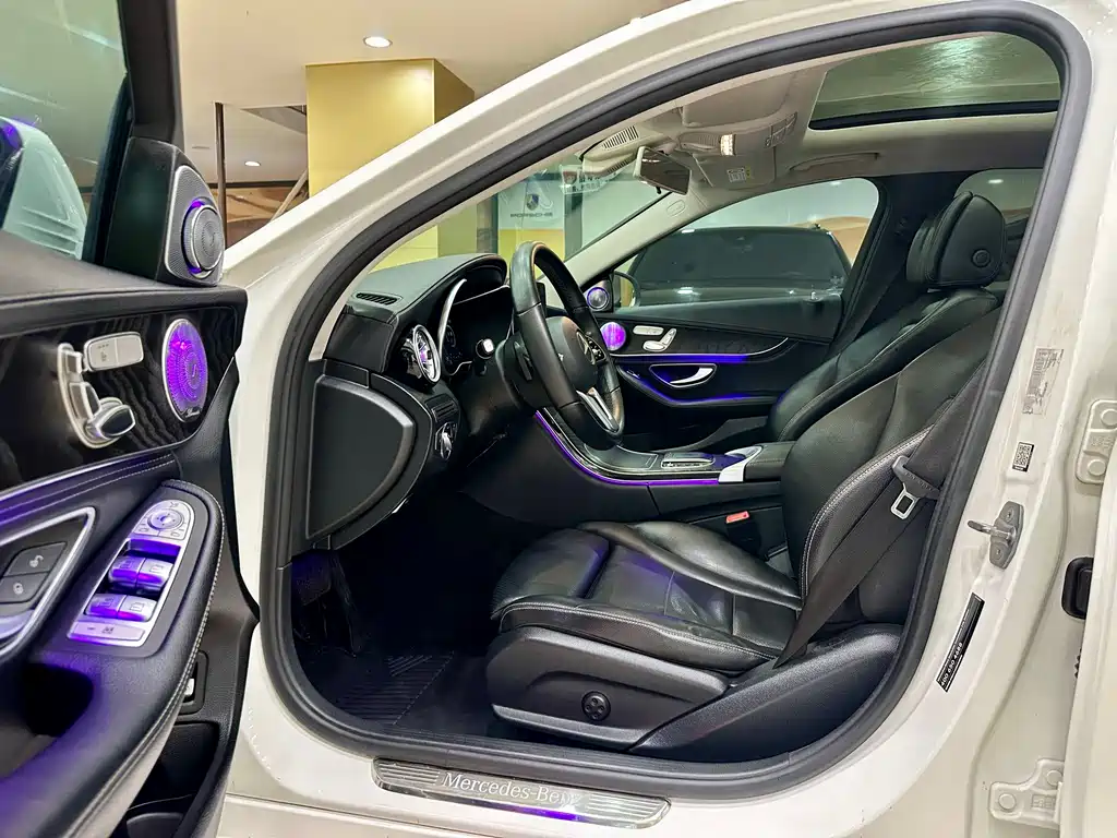 MERCEDES-BENZ C CLASS