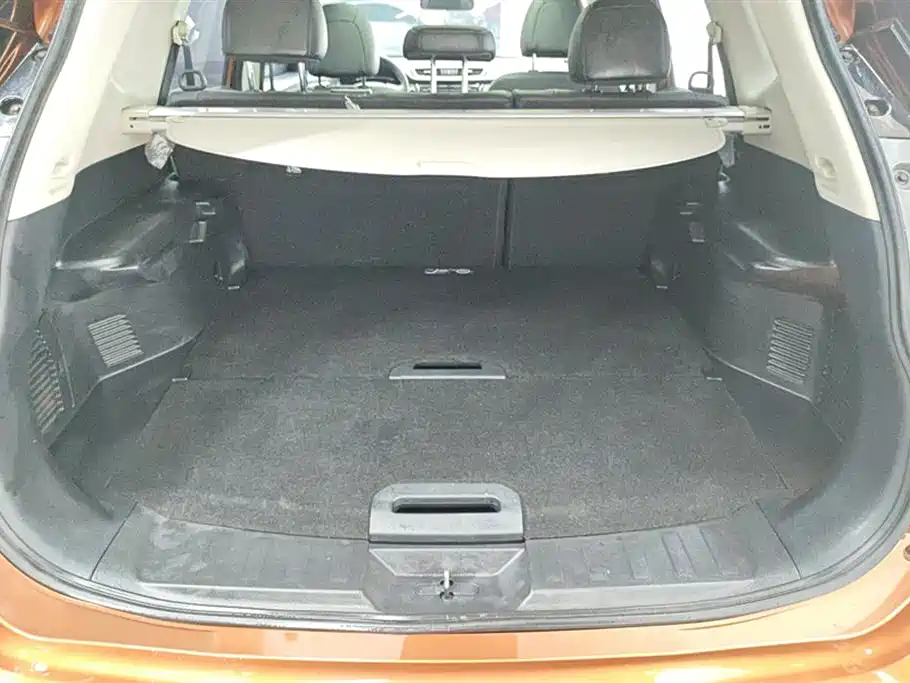 Nissan X-Trail 2014 2.0L CVT Comfort 2WD