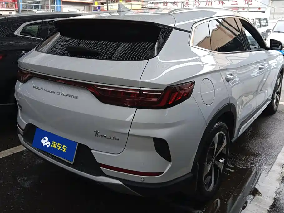 BYD Song Plus DM-i 2021 — фото 3