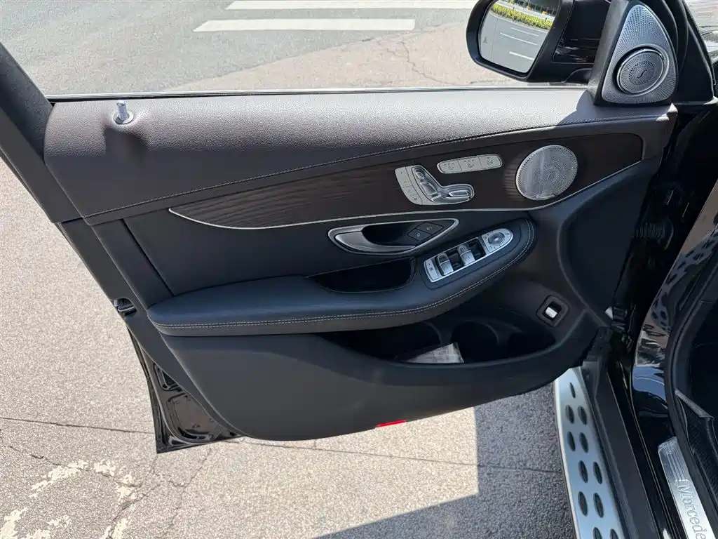 Mercedes-Benz GLC 2022 GLC 300 L 4MATIC