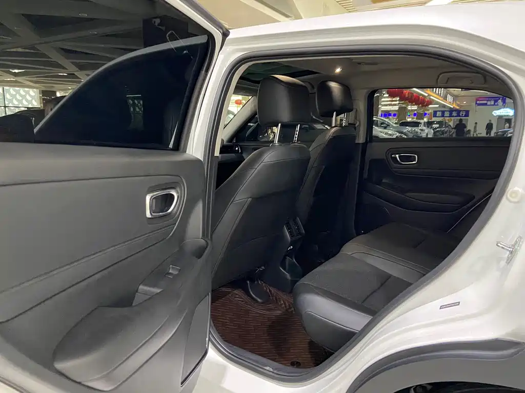 Honda Vezel 2023 1.5L CVT
